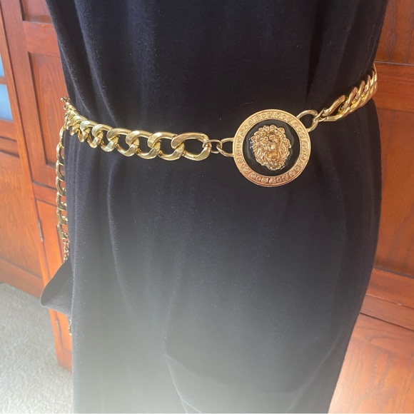 Women Chunky Gold Metal Chain Fashion Belt Lion medallion Charm - Picture 2 of 11